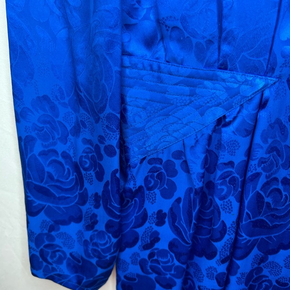 80’s 100% Pure Silk Dress - Picture 5 of 5